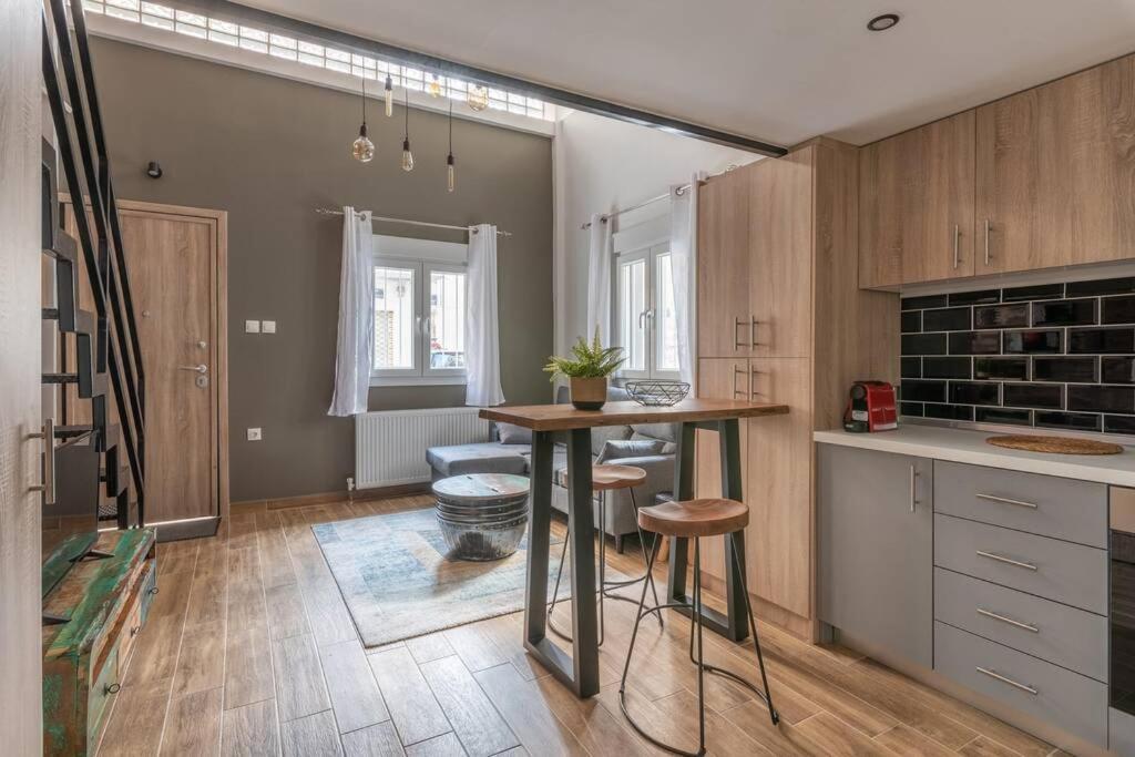 Industrial Loft Near Seaside W 200Mbps Leilighet Thessaloníki Eksteriør bilde