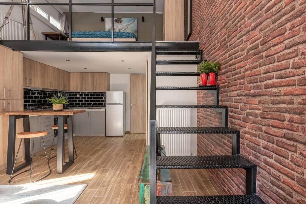 Industrial Loft Near Seaside W 200Mbps Leilighet Thessaloníki Eksteriør bilde
