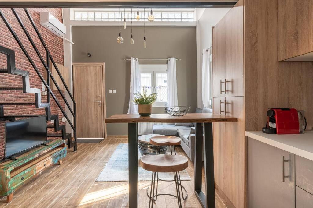 Industrial Loft Near Seaside W 200Mbps Leilighet Thessaloníki Eksteriør bilde